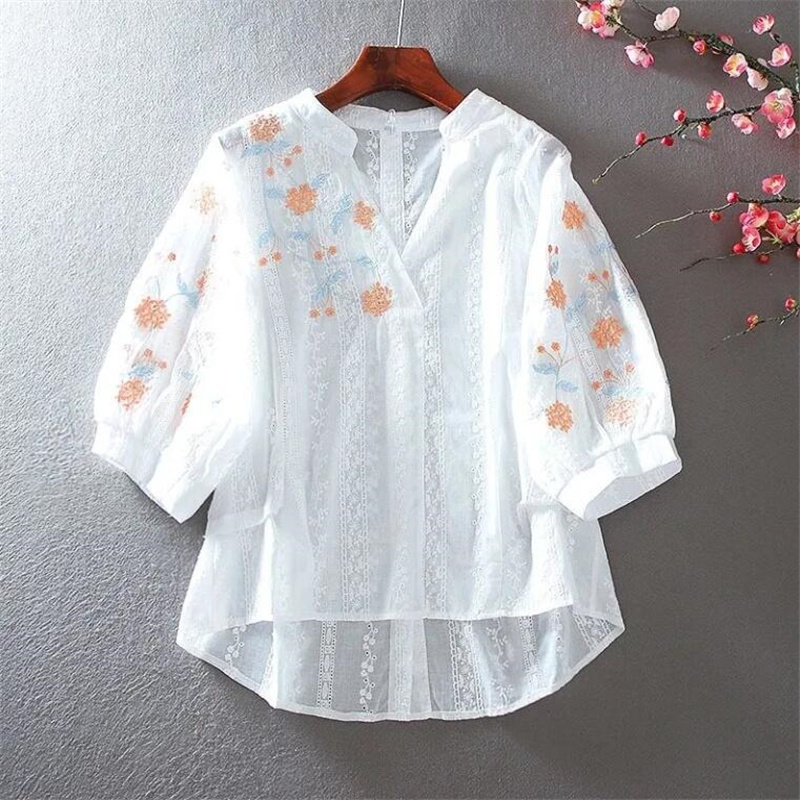 Embroidery Blouse - 刺繍花柄ブラウス女性シャツ純綿トップミドルスリーブプルオーバー OL ルーズ薄型中空アウトレトロ女性ブラウス