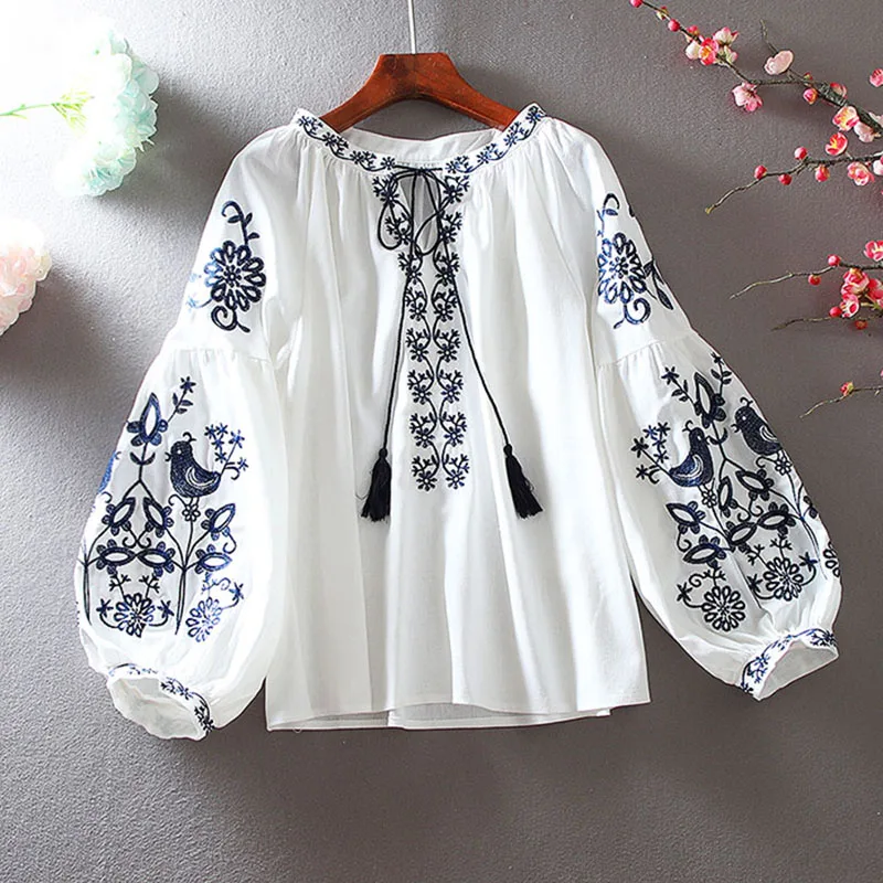 Embroidery Blouse - 2026年レディースレトロブラウス民族風刺繍レースアップタッセルVネックランタンスリーブトップスゆったりカジュアル女性用シャツ