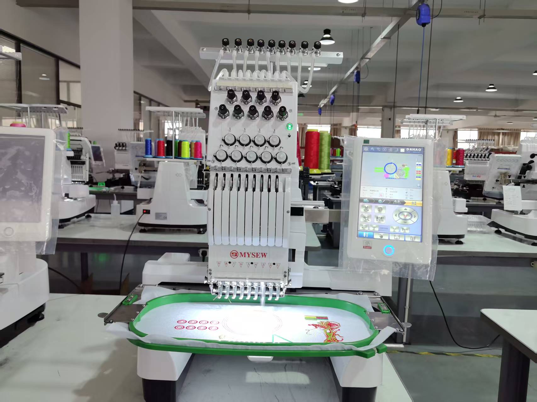 MFS800（範囲：36×20cm）自動単頭工業用9マルチコ - Embroidery Machine Computerized のレビューと価格