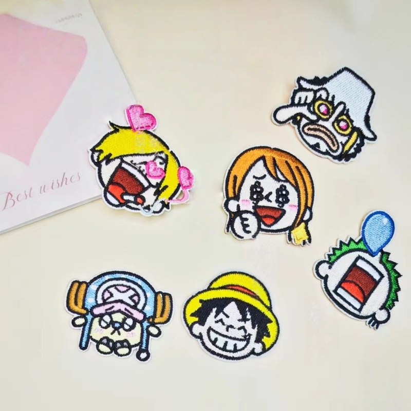 ワンピース麦わら帽子の一味アニメ漫画生地パッチ、かわいい刺繍 - Embroidery Patches のレビューと価格