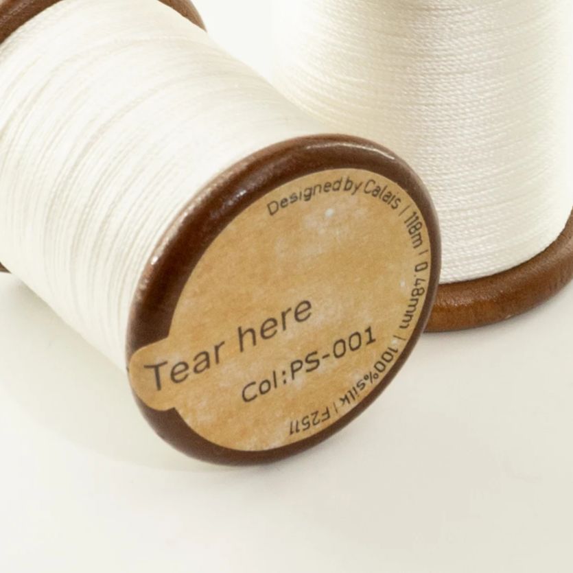 カレー ルクス ピュアシルク糸 0.48mm 超滑らか 天然 - Embroidery Yarn のレビューと価格