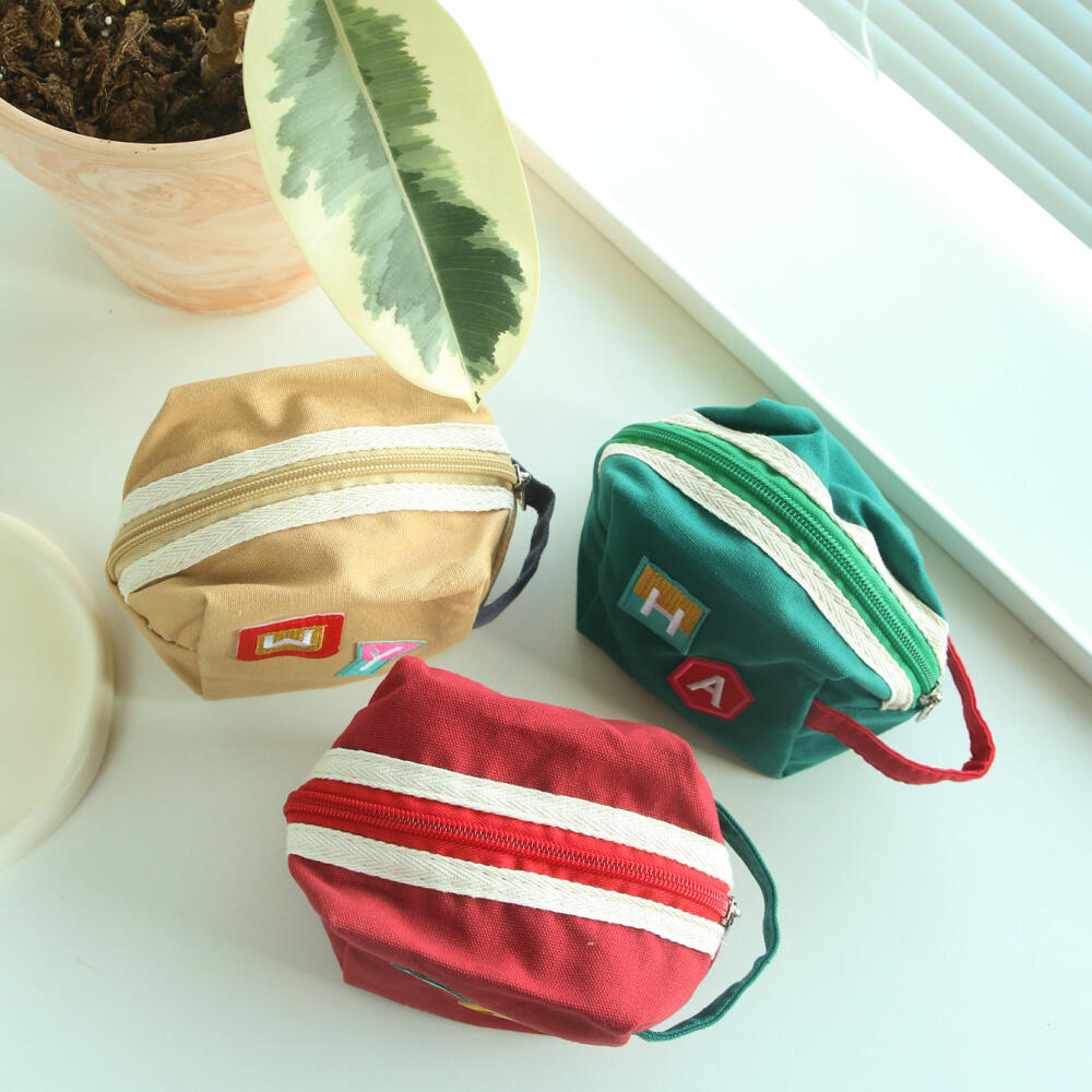 パーソナライズカスタム刺繍 デュアルイニシャル キャンバス  - Embroidery Patches のレビューと価格