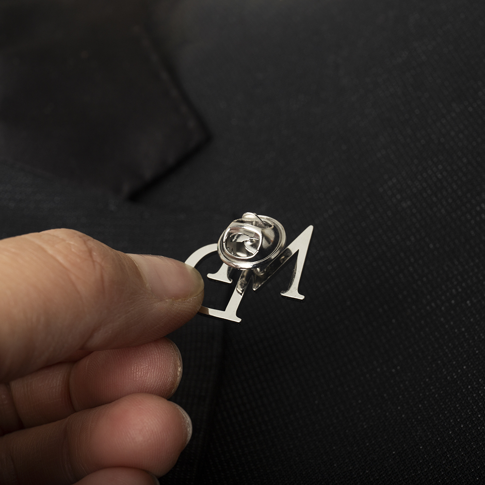Tangula カスタムイニシャルブローチ新郎用メンズステン - Embroidery Name のレビューと価格