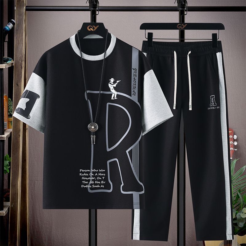 夏のファッショントレンディなプリント半袖 Tシャツスポーツセ - Embroidery In The Piece のレビューと価格