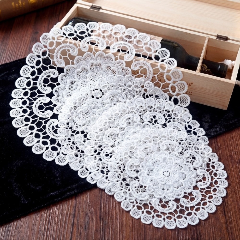 装飾用レース刺繍テーブルクロス、丸型中空コーヒーコースター、 - Embroidery Kitchen のレビューと価格