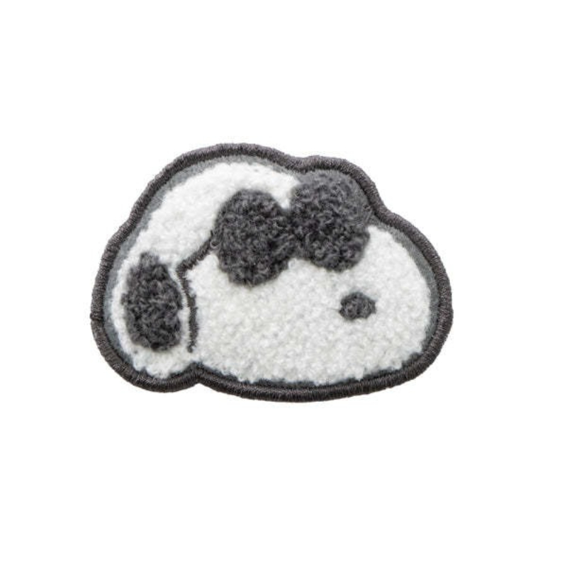 かわいいスヌーピー漫画刺繍バッジ、日本のアニメチャーリーブラ - Embroidery Patches のレビューと価格