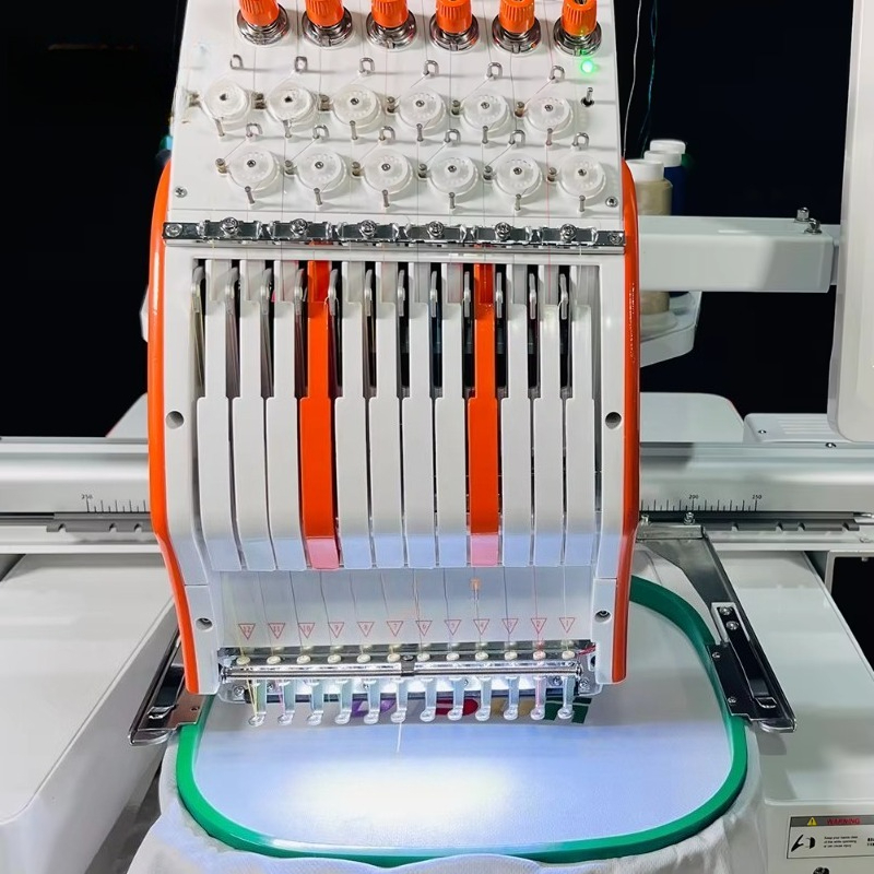 高速コンピュータ刺繍機 1ヘッド刺繍ミシン マルチヘッド刺繍 - Embroidery Machine Computerized のレビューと価格