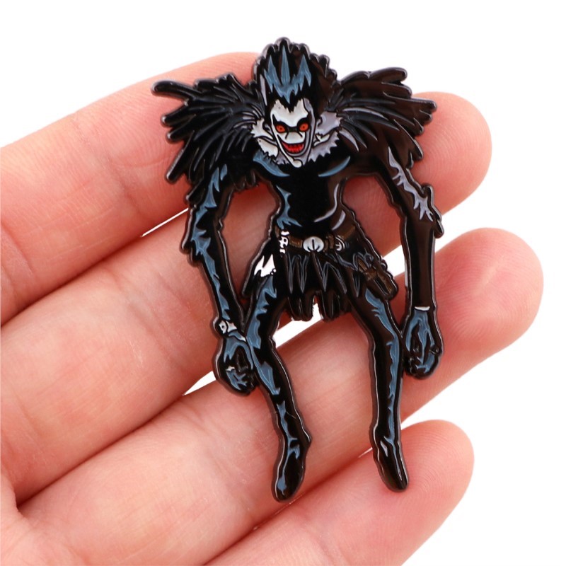 かわいいゴシックダークデーモンモンスター漫画エナメルピンアニ - Embroidery Gothic のレビューと価格