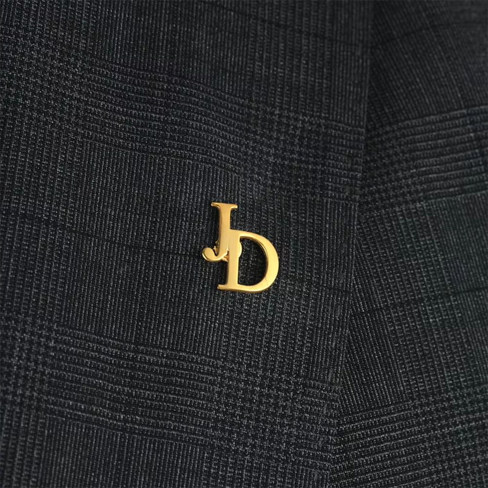 女性のためのパーソナライズされた名前の最初のブローチ,ステン - Embroidery Name のレビューと価格